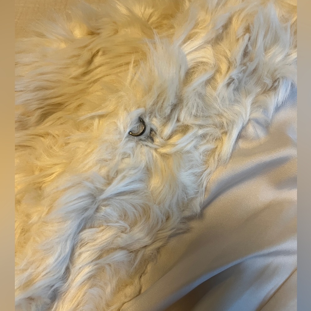 Vince Plush Faux Fur Jacket - Cream (size small) - Picture 5 of 8
